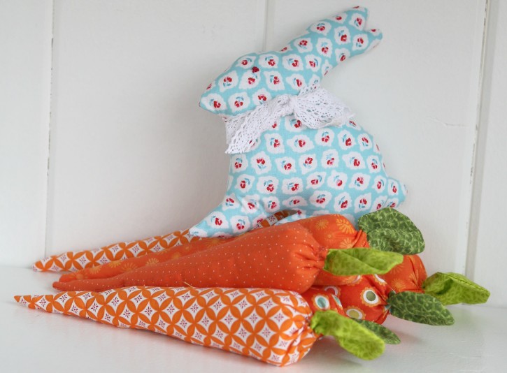 Bunny Plush Toy Tutorial by Lindsay Wilkes from The Cottage Mama. www.thecottagemama.com