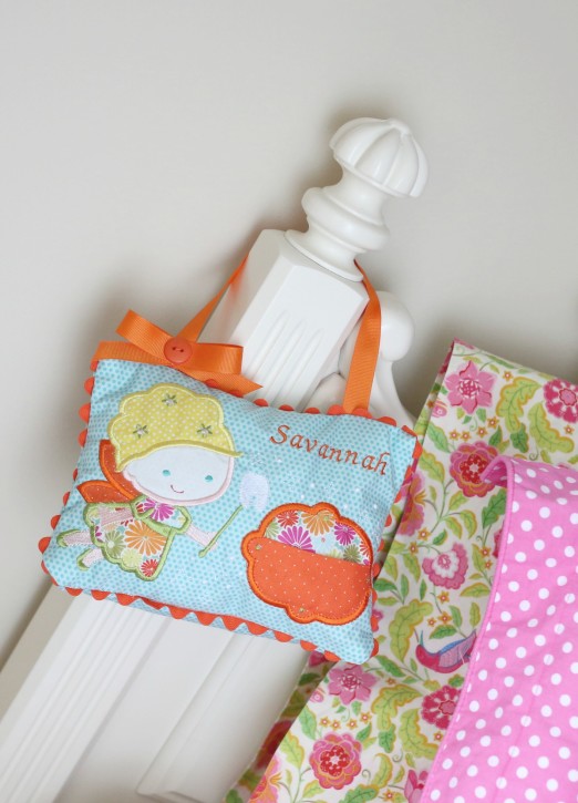 Adorable Tooth Fairy Pillow on The Cottage Mama