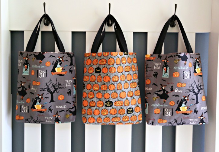 Halloween Trick or Treat Bag Pattern by Lindsay Wilkes from The Cottage Mama. www.thecottagemama.com