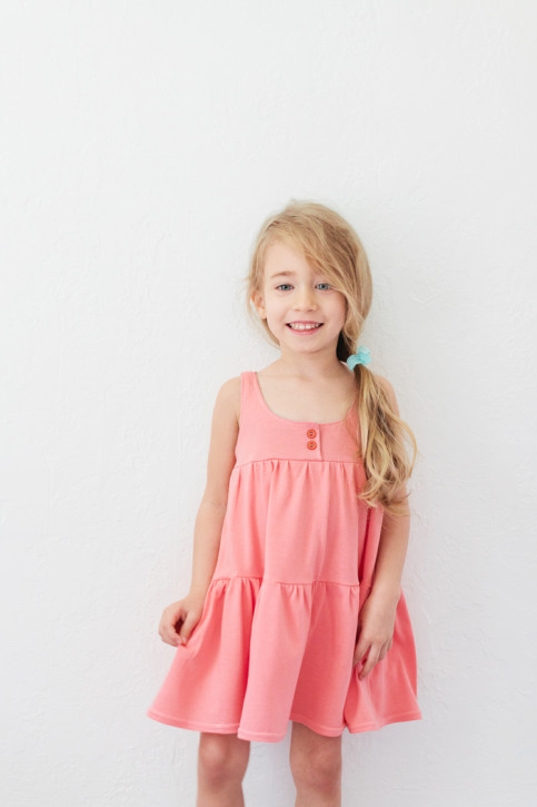 Free Dress Patterns for Girls from The Cottage Mama. www.thecottagemama.com