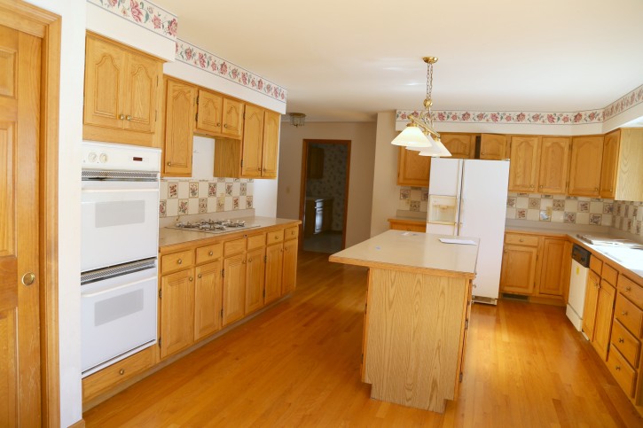 The NEW Cottage Home Before and After Kitchen Makeover. This Kitchen is AMAZING!