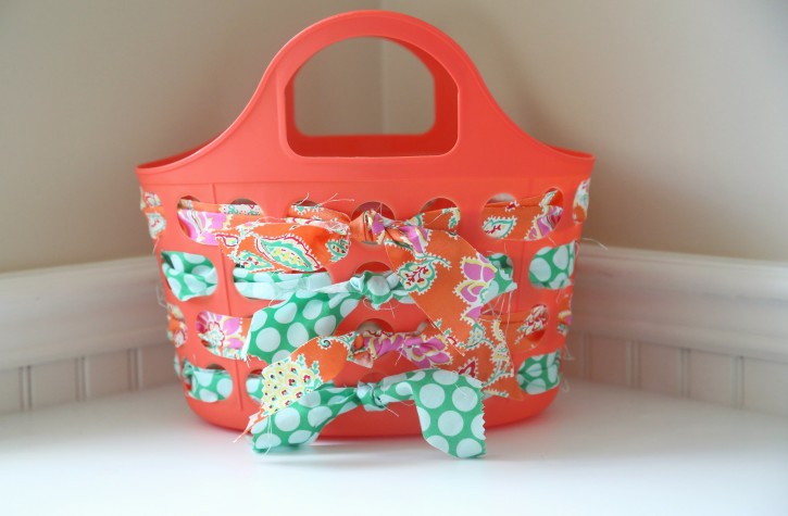Fabric Woven Tote Tutorial. Dollar Store party craft idea from The Cottage Mama!!